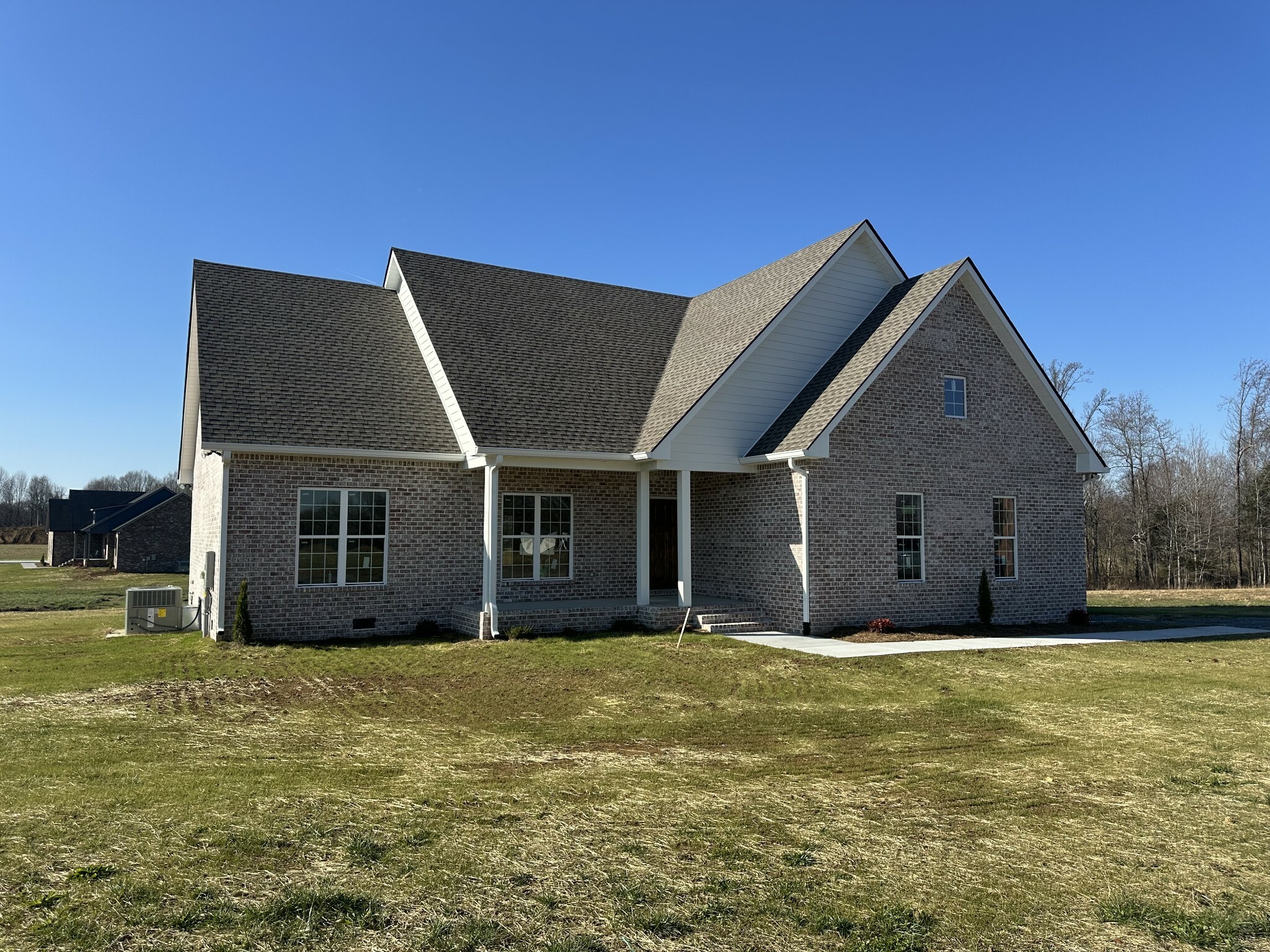 Property Photo:  331 Makinley Dr  TN 37083 