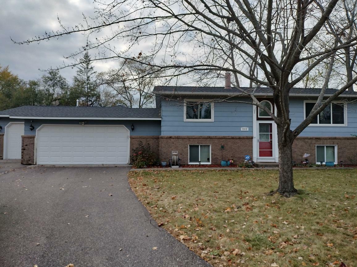 Property Photo:  2212 Ryan Court E  MN 55109 