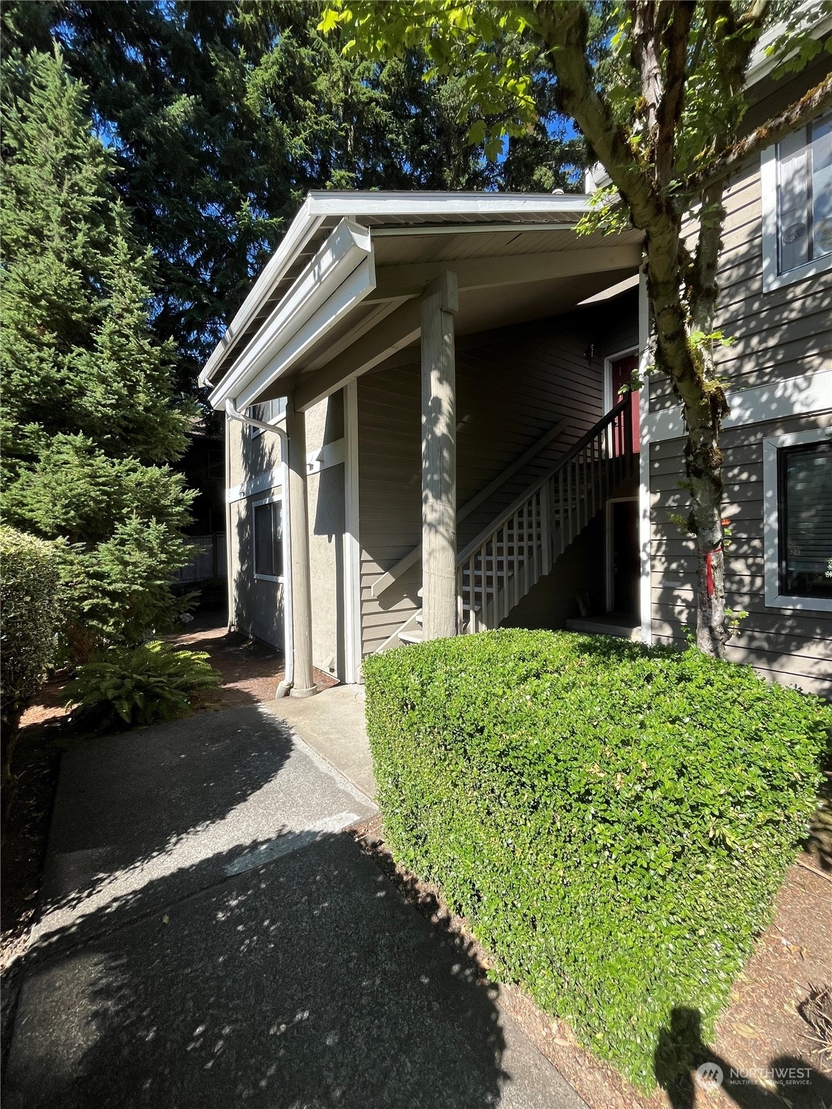 Property Photo:  12616 NE 119th Street D2  WA 98034 