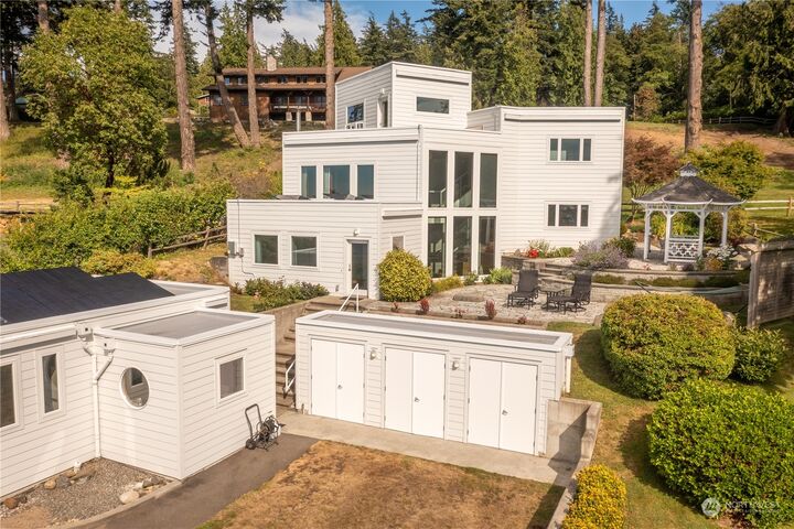 Property Photo:  2520 Taft Drive  WA 98262 