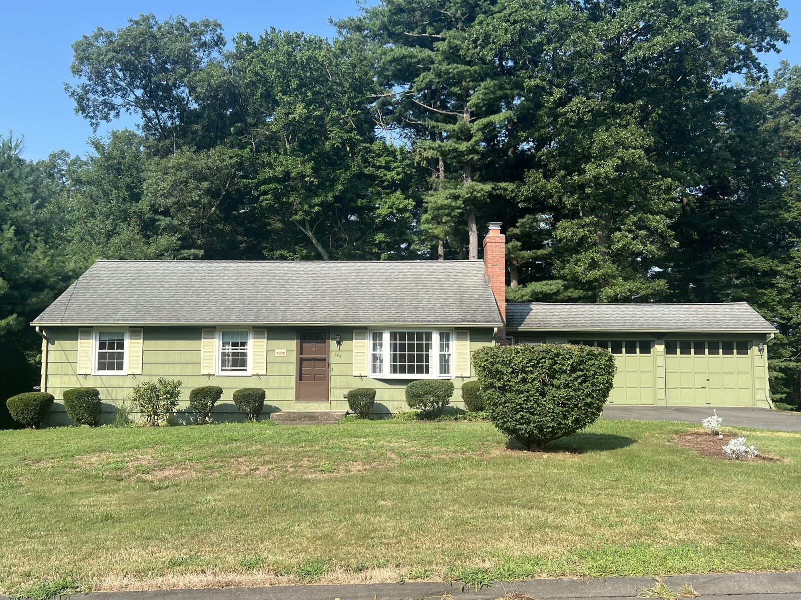 Property Photo:  140 Brookside Drive  CT 06010 