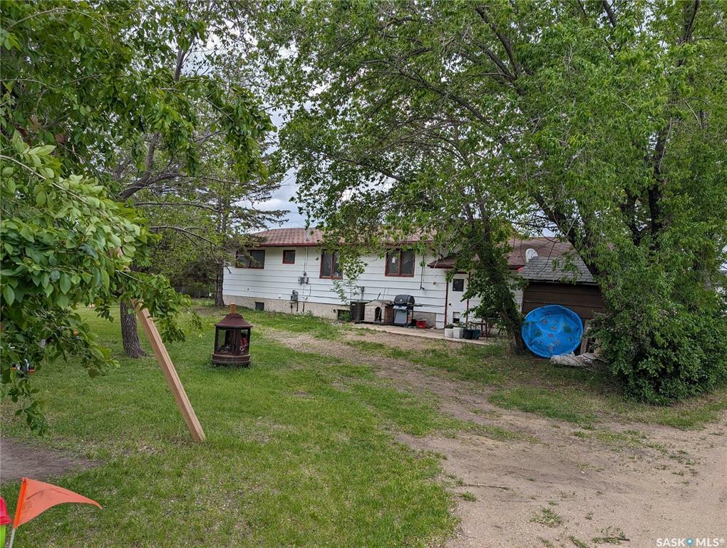 Property Photo:  205 4th Street S  SK S0K 2T0 