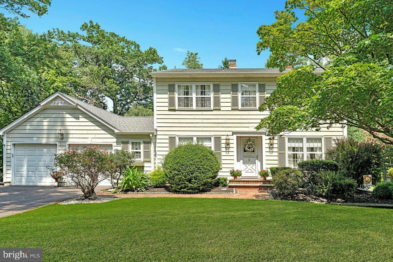 Property Photo:  33 Fieldston Road  NJ 08540 