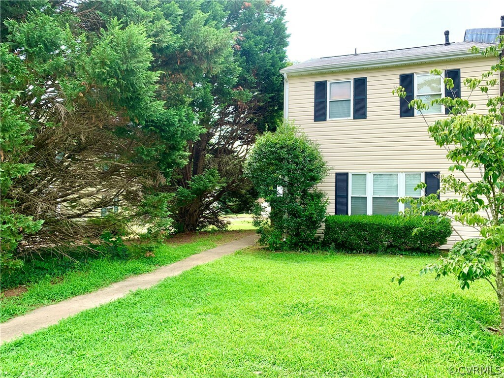 Property Photo:  3621 Luckylee Crescent  VA 23234 