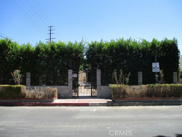 Property Photo:  5954 Simpson Avenue  CA 91607 