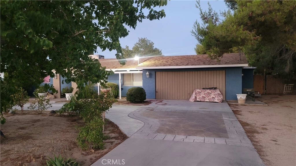 Property Photo:  10939 Cottonwood Avenue  CA 92345 