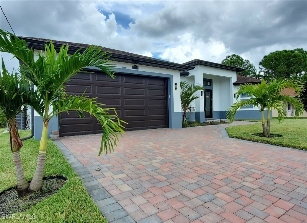 Property Photo:  3712 8th Street SW  FL 33976 