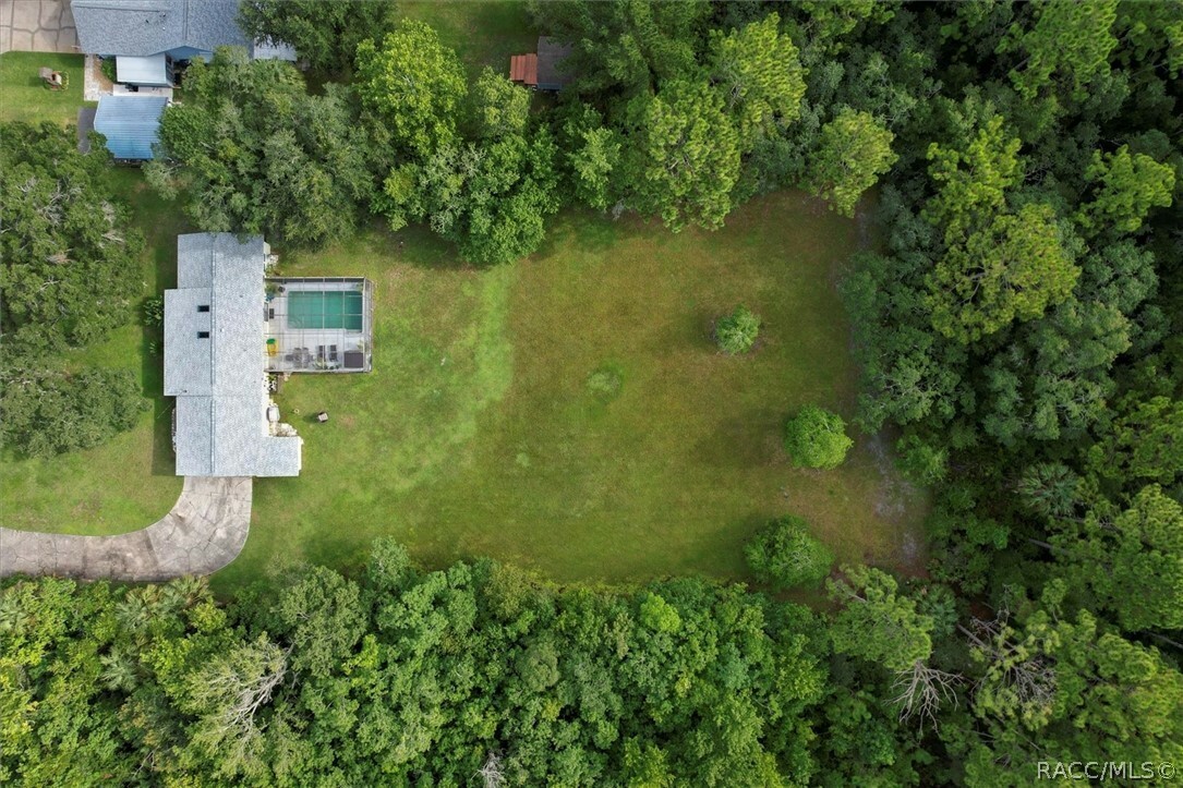 Property Photo:  405 N Pompeo Avenue  FL 34429 