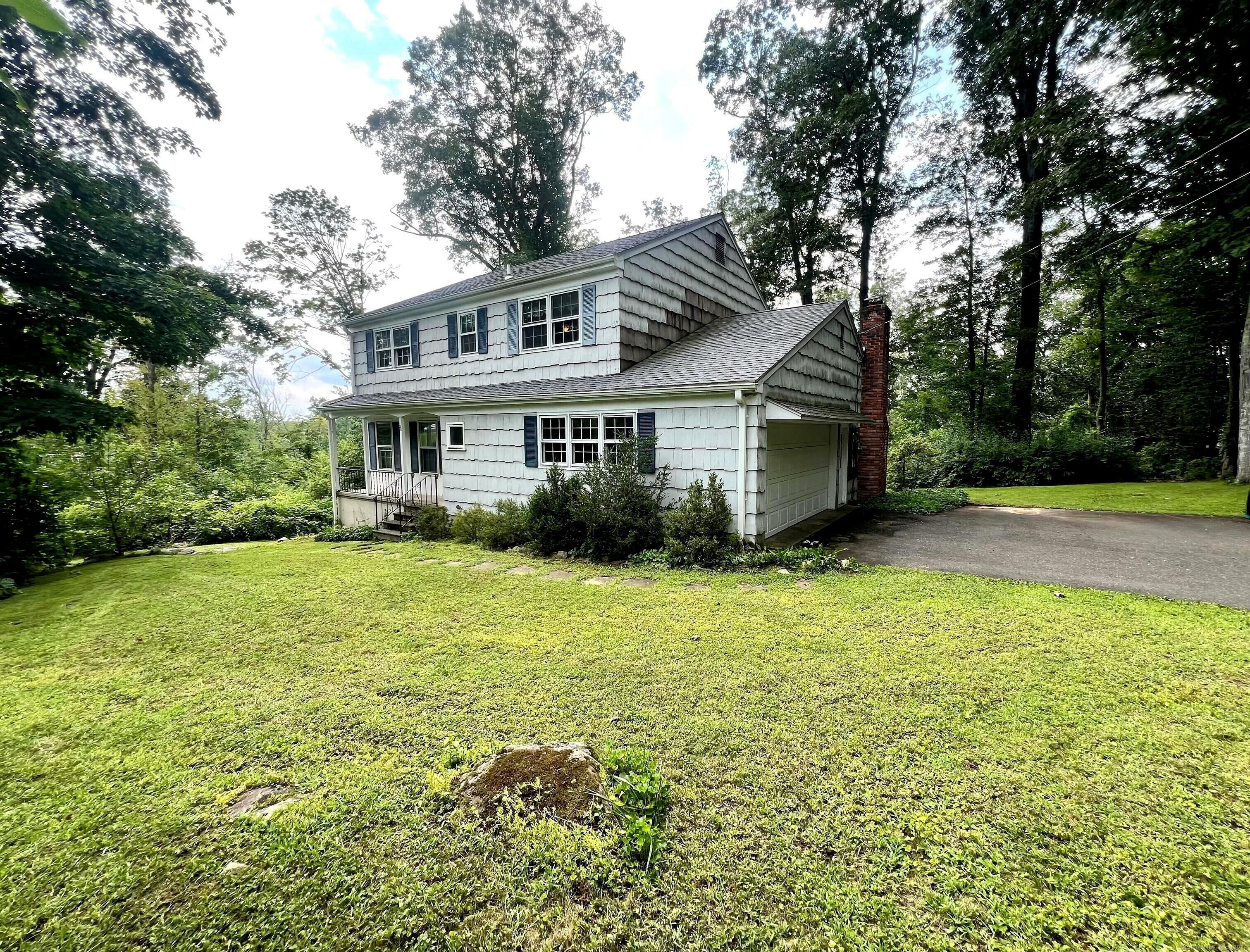 Property Photo:  20 Deer Run Road  CT 06804 