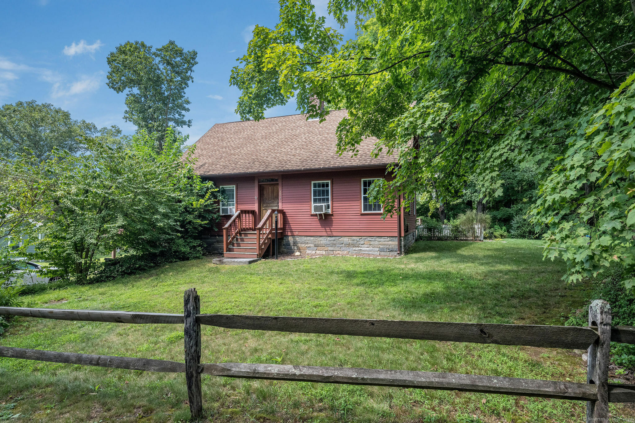 Property Photo:  120 Old Turnpike Road  CT 06438 