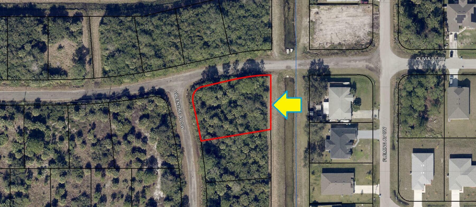 Property Photo:  2501 Corner Lot On Valentine Avenue SW  FL 32908 