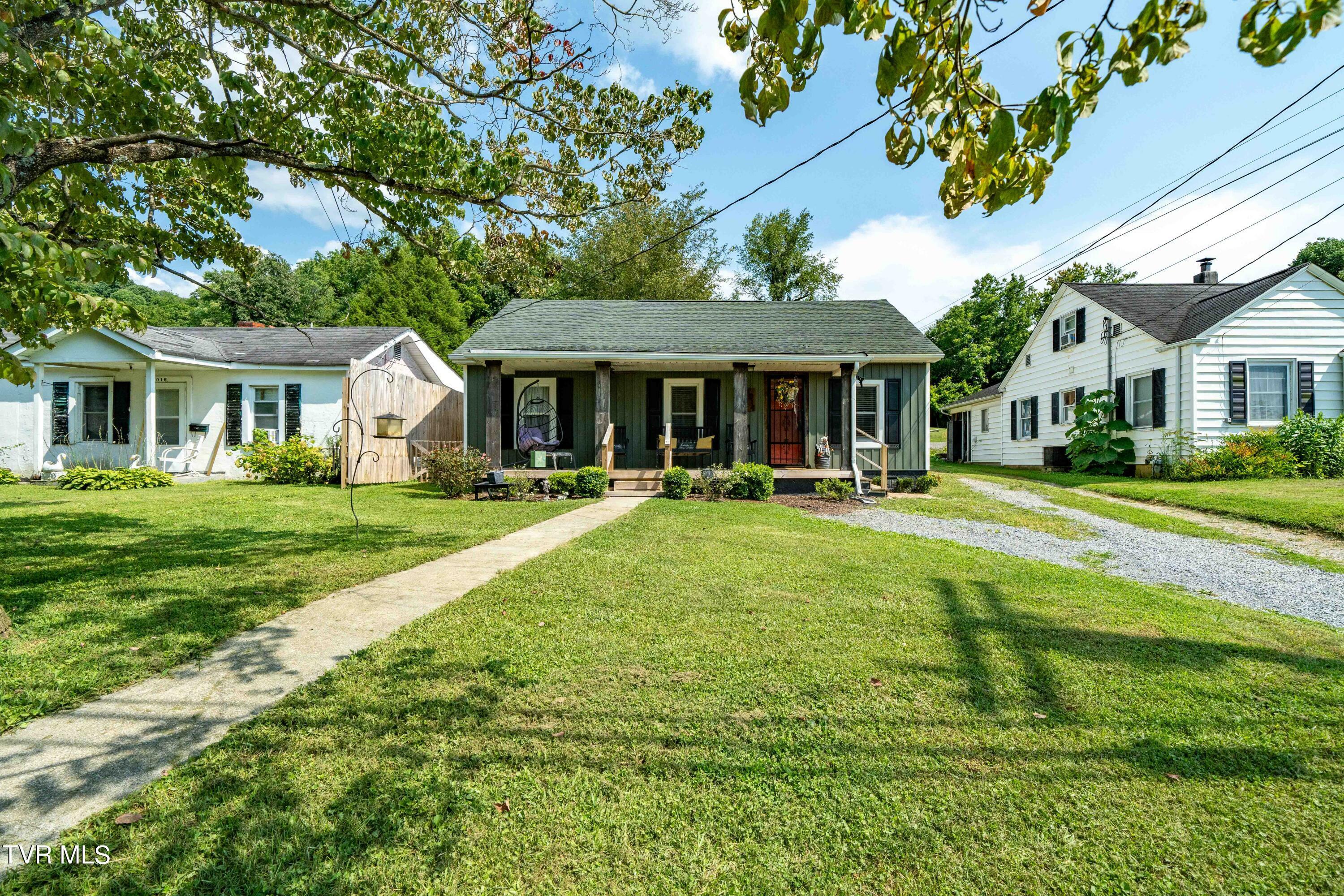 Property Photo:  1014 Bluefield Avenue  TN 37643 