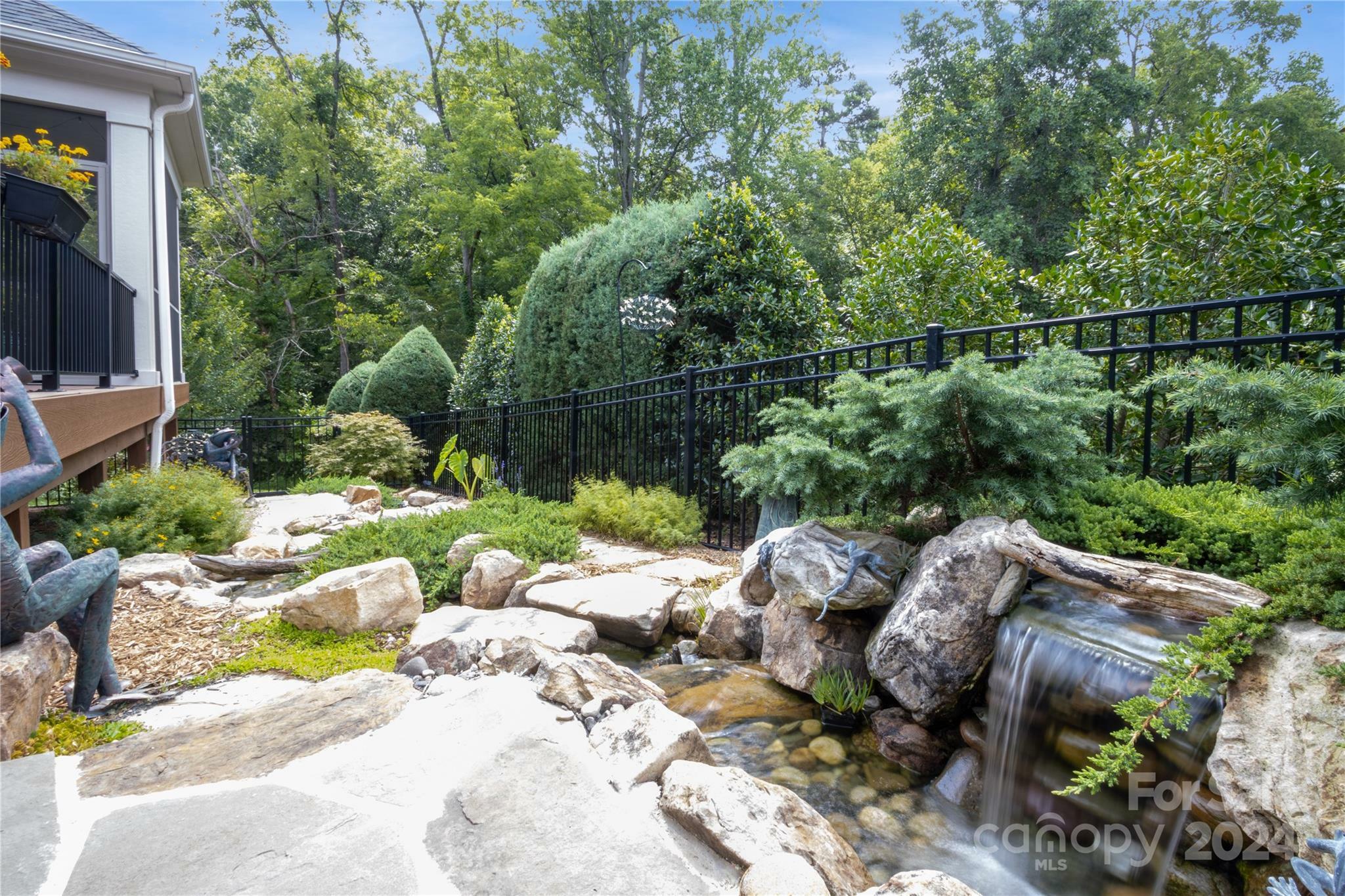 Property Photo:  10106 Passau Path Drive  NC 28078 