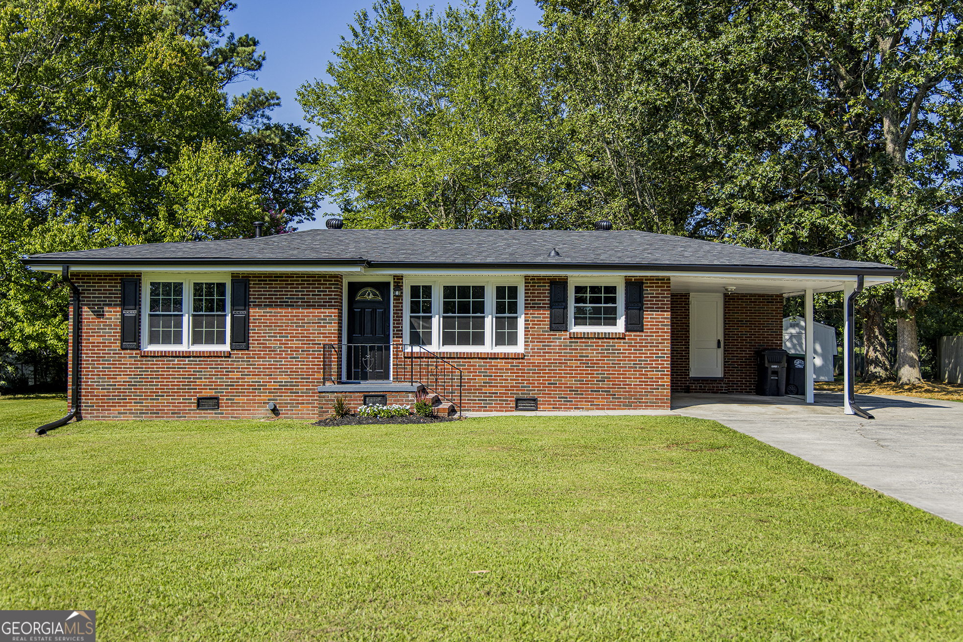 Property Photo:  19 NW Sandy Beach Terrace  GA 30165 