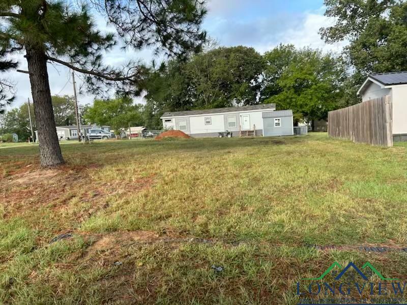 Property Photo:  241 Seminole  TX 75783 