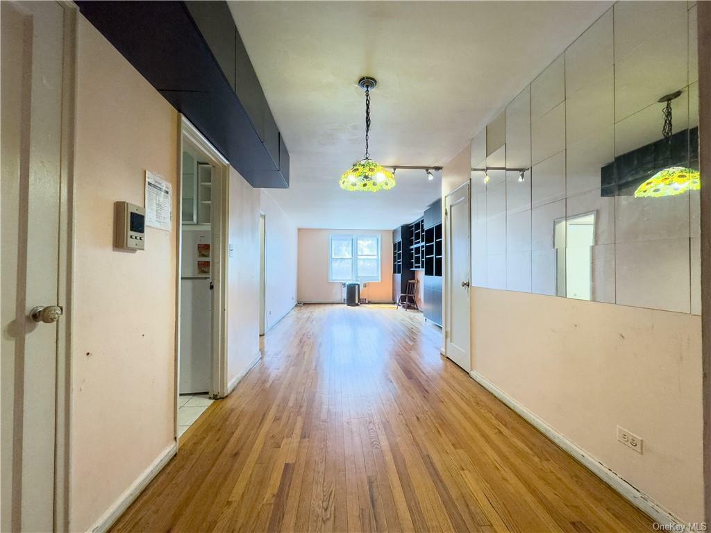 Property Photo:  5615 Netherland Avenue 1E  NY 10471 