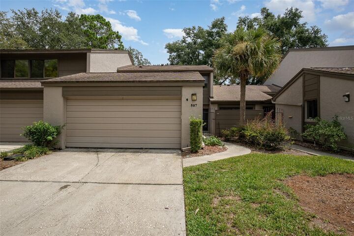 Property Photo:  507 Goodridge Lane  FL 32730 