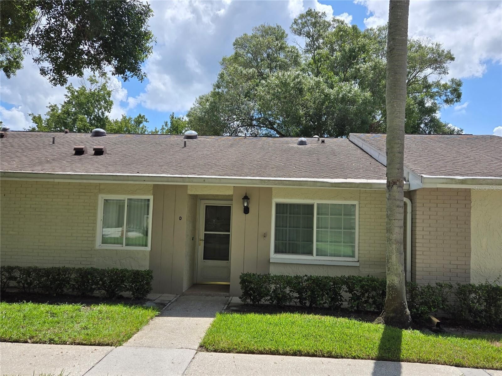 Property Photo:  1036 Dunrobin Drive D  FL 34684 
