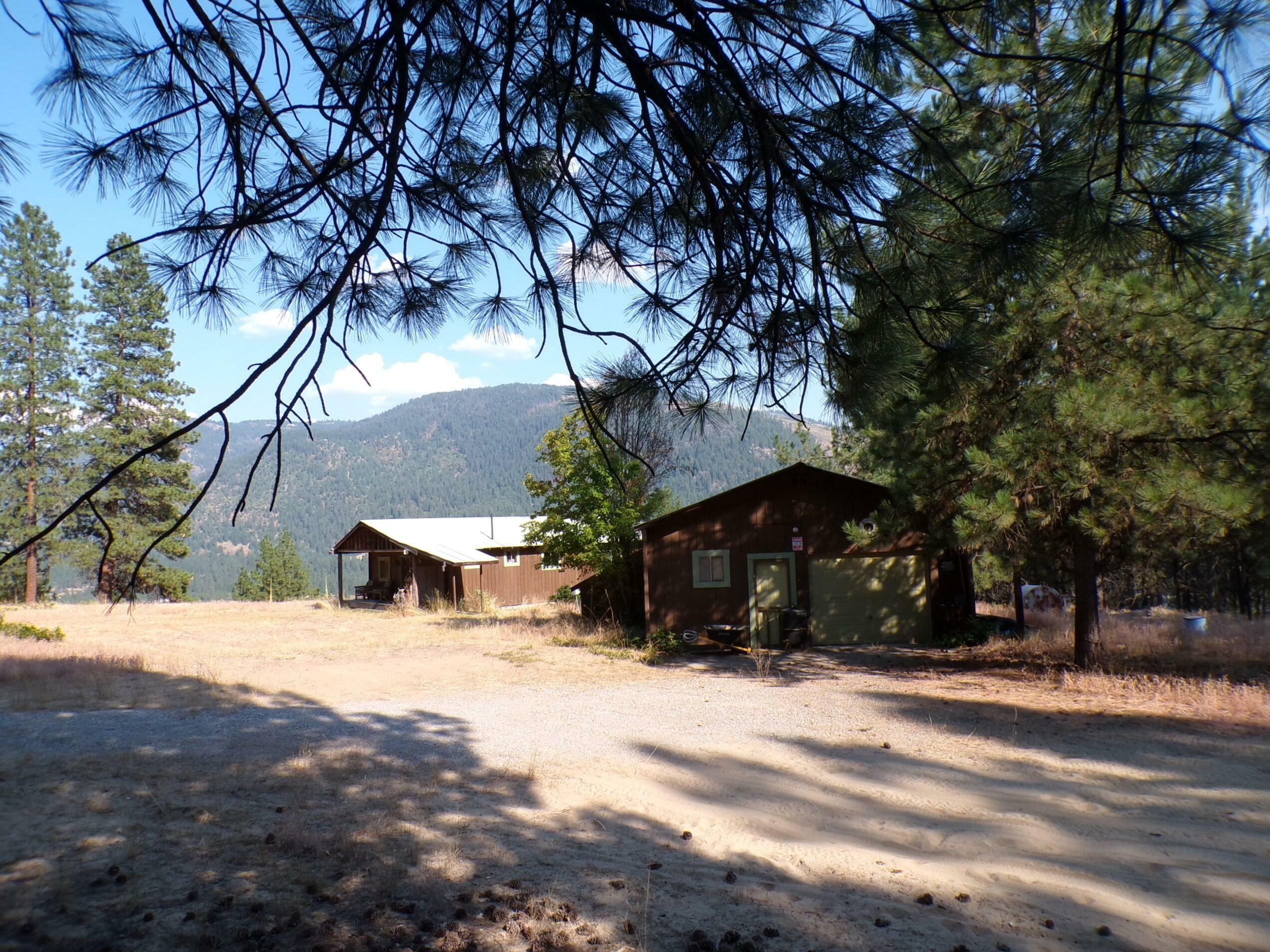 Property Photo:  3632 Critter Way  WA 99141 