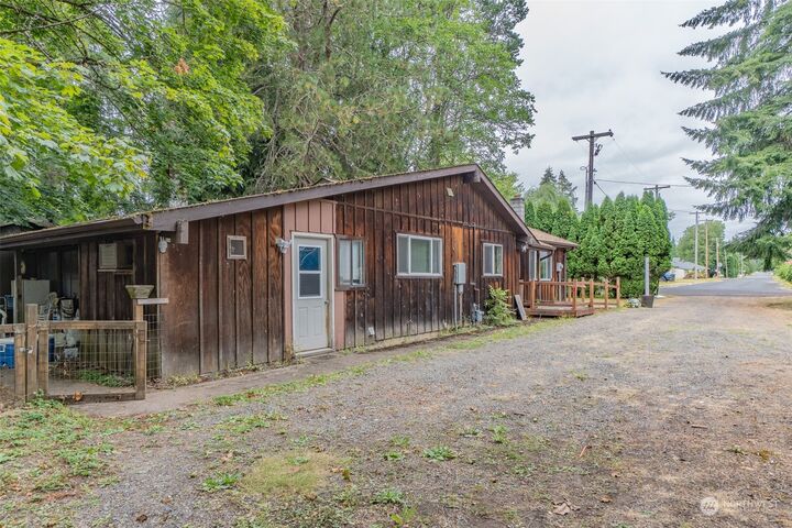 Property Photo: 301 Alder Street WA 98591