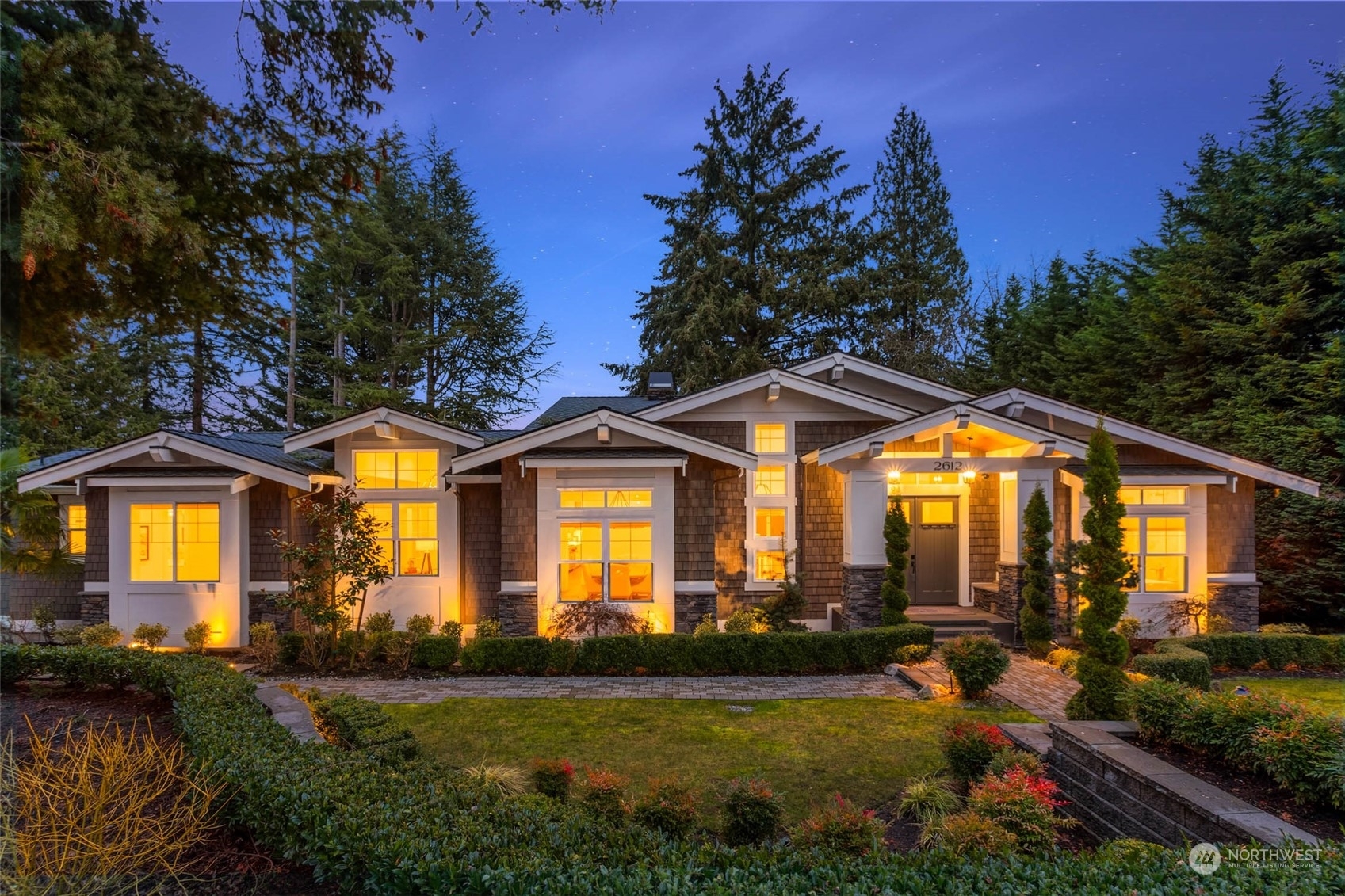 Property Photo: 2612 79th Avenue NE WA 98039