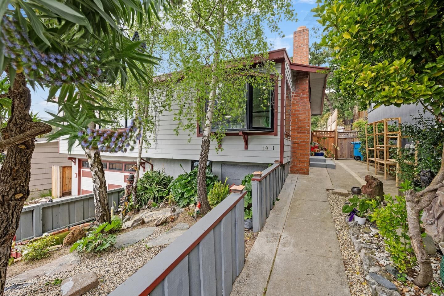 Property Photo:  1031 Zamora Drive  CA 94044 