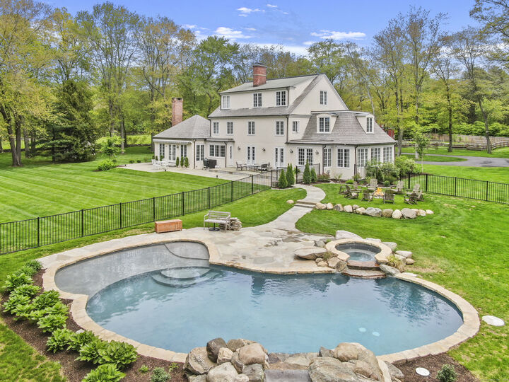 Property Photo: 125 Brett Lane CT 06824