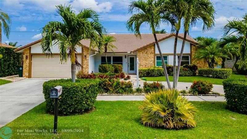 Property Photo:  1381 SW 16th St  FL 33486 