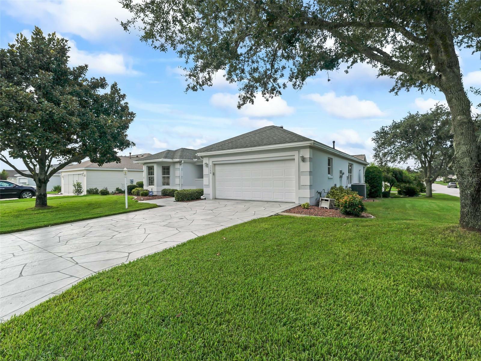 Property Photo:  7750 SE 167th Mistwood Lane  FL 32162 