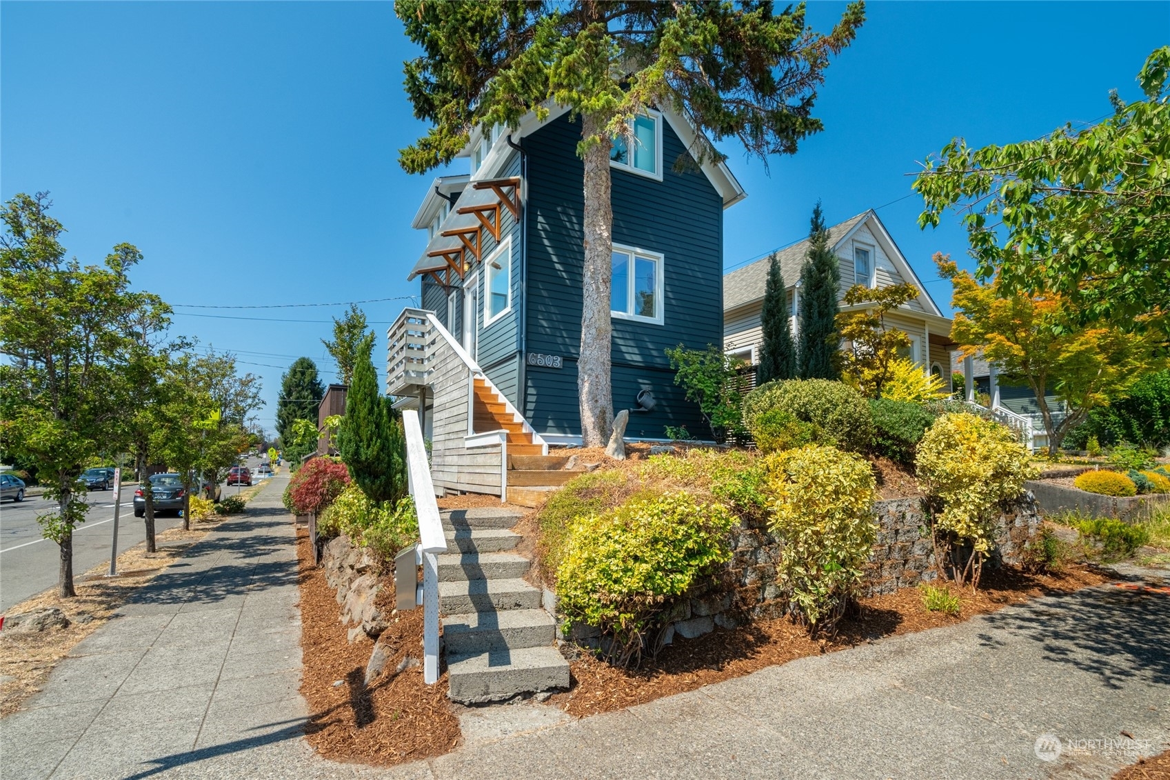 Property Photo:  6503 Earl Avenue NW  WA 98117 