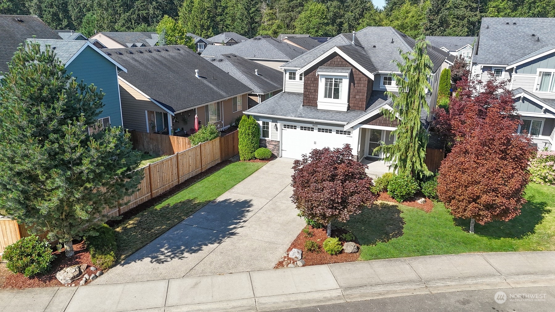 Property Photo:  19310 90th Avenue Ct E  WA 98338 