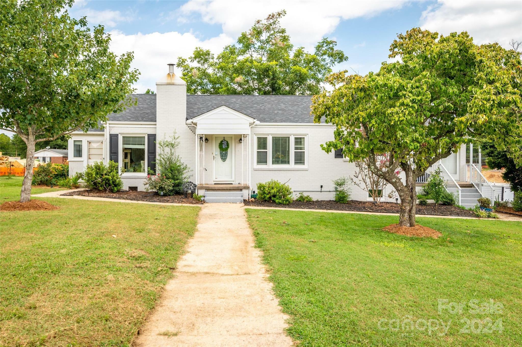 Property Photo:  716 W Ryder Avenue  NC 28088 