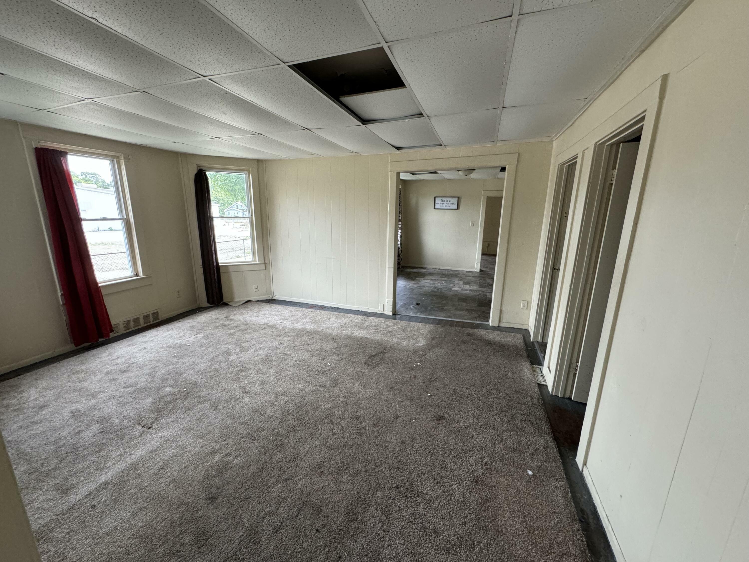 Property Photo:  1009 E Michigan Boulevard  IN 46360 