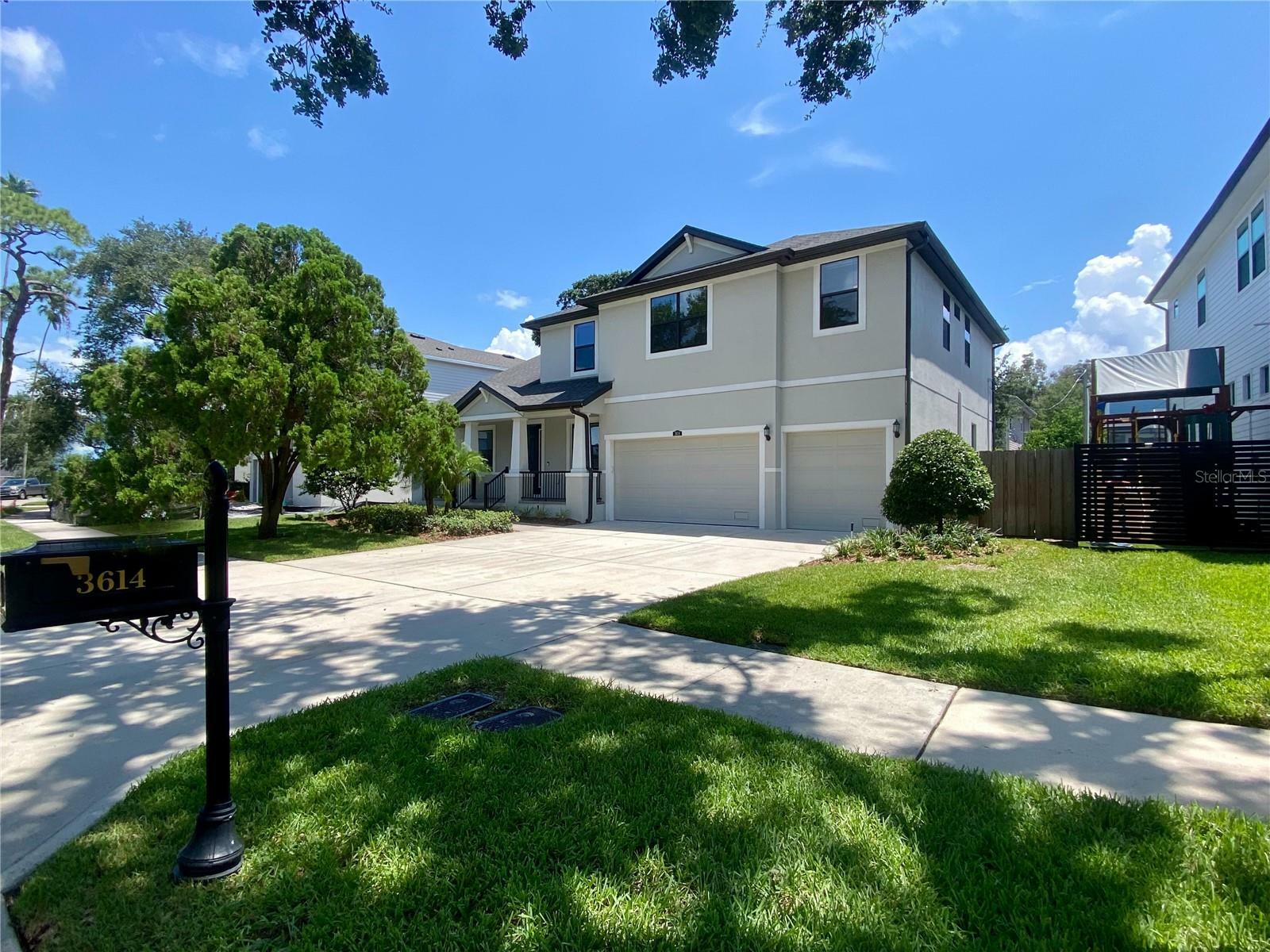 Property Photo:  3614 W Renellie Circle  FL 33629 