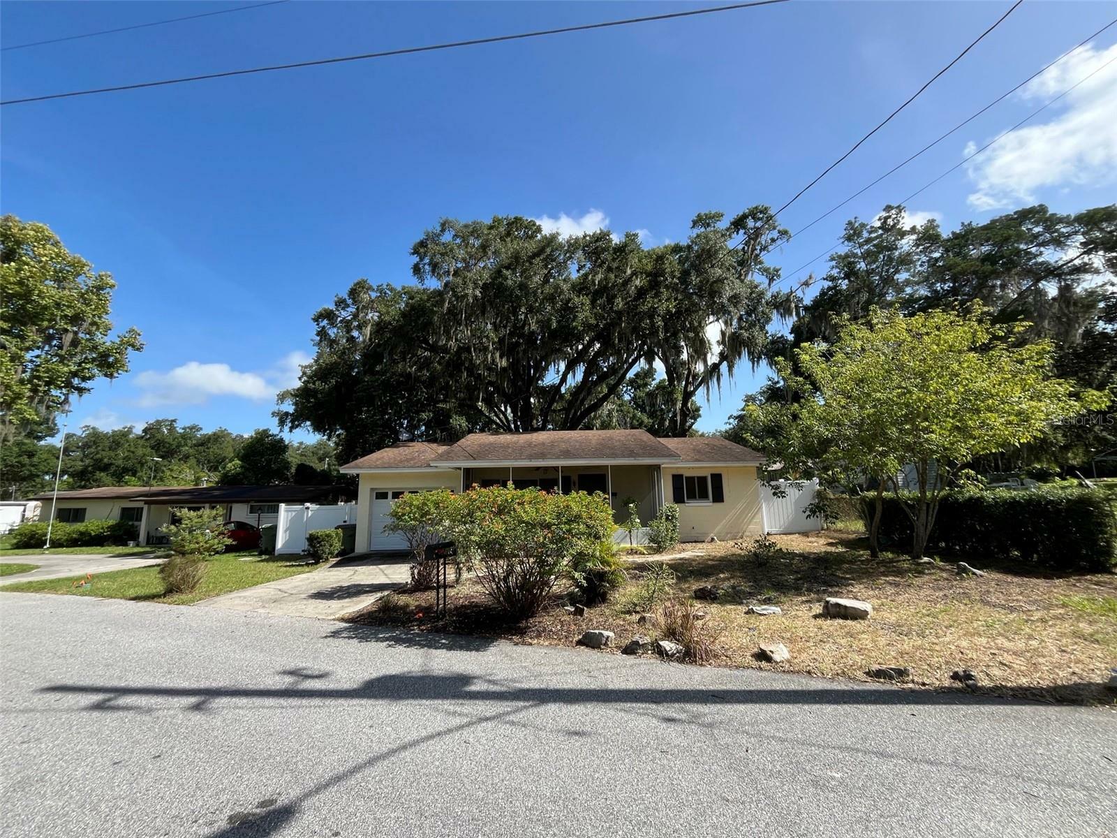 Property Photo:  2510 Winona Avenue  FL 34748 