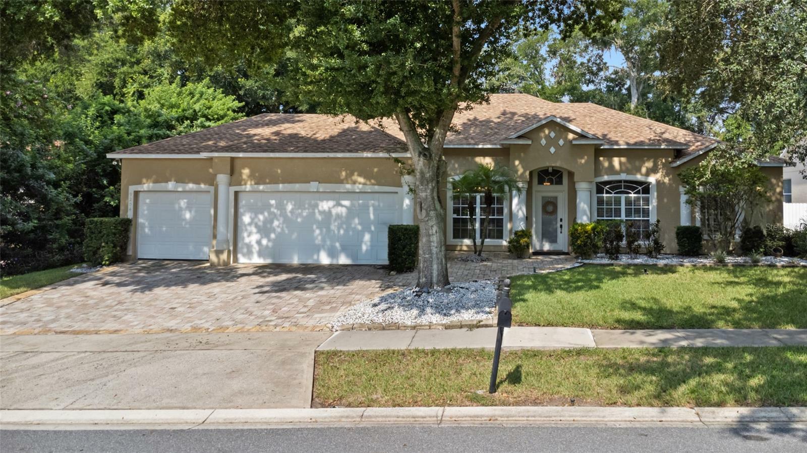 Property Photo:  9204 Lake Fischer Boulevard  FL 34734 