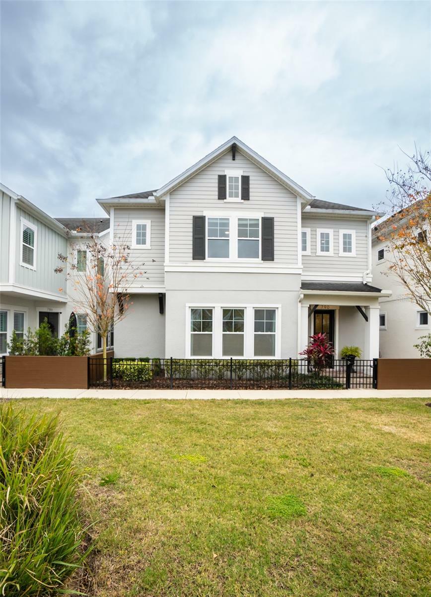 Property Photo: 790 Candlebrush Lane FL 32746