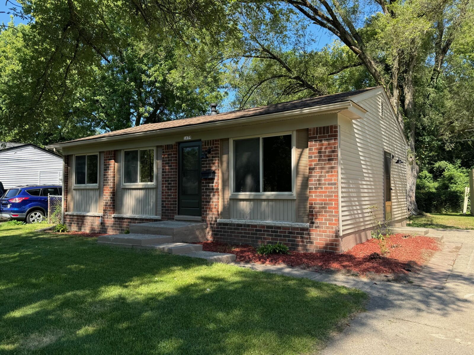 Property Photo:  1659 Foley Avenue  MI 48198 