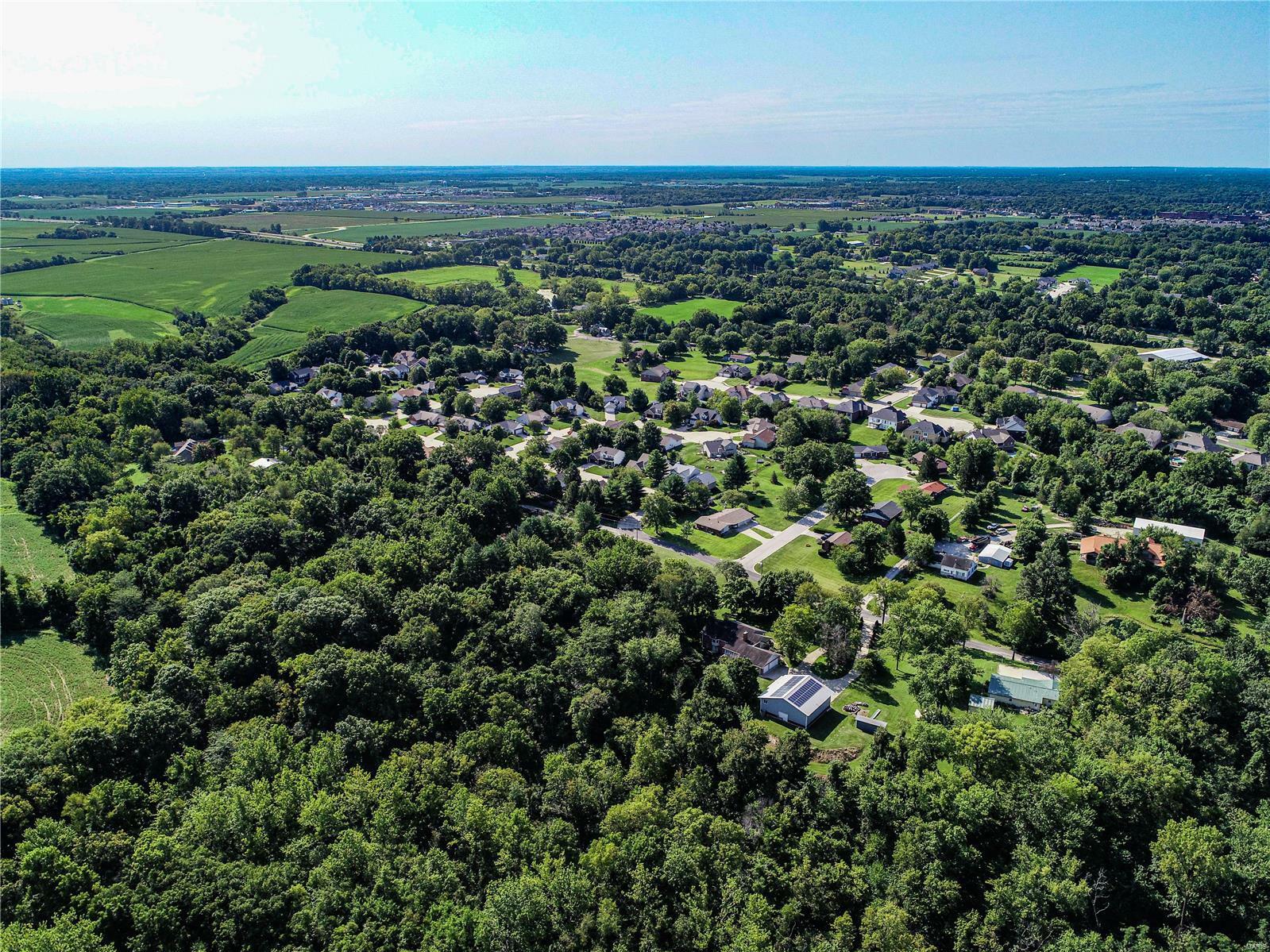 Property Photo:  221 Oaklawn Road  IL 62034 