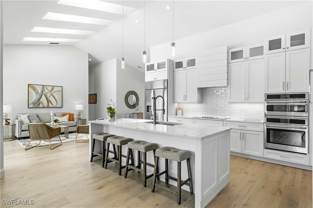Property Photo: 8114 Costa Brava Court FL 34109