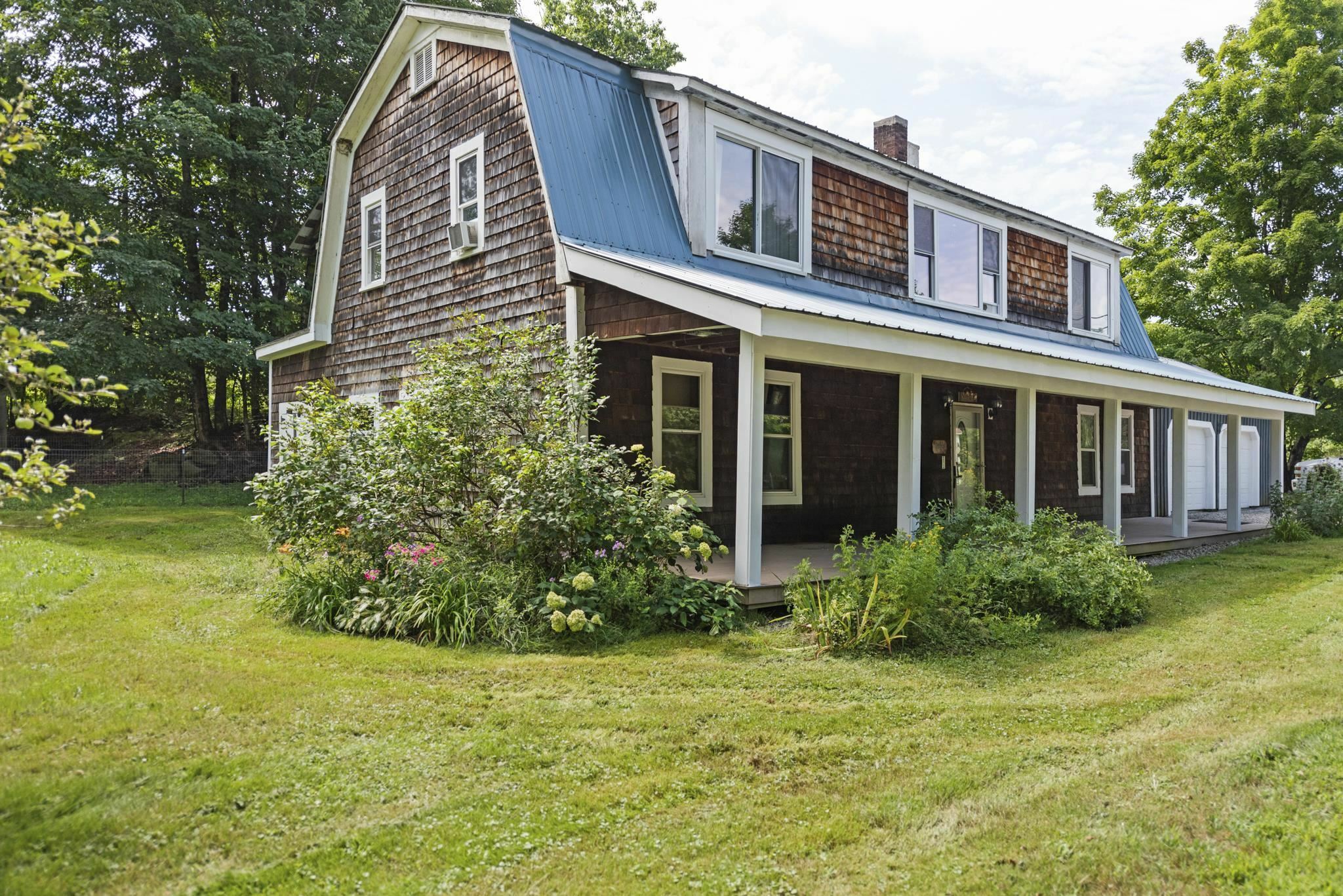 Property Photo:  211 Karl Gordon Road  NH 03222 