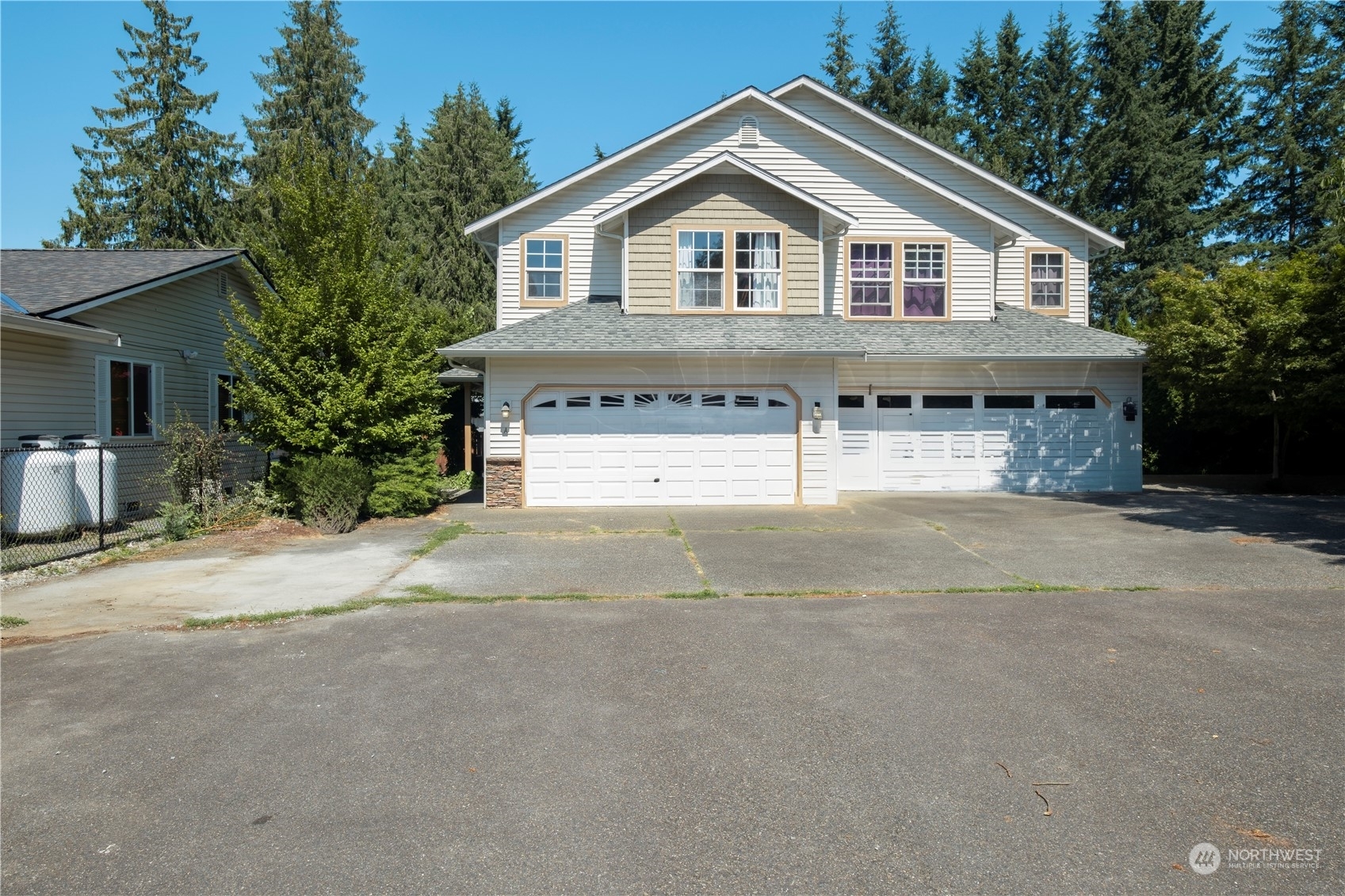 Property Photo:  5230 122nd Place NE A  WA 98271 