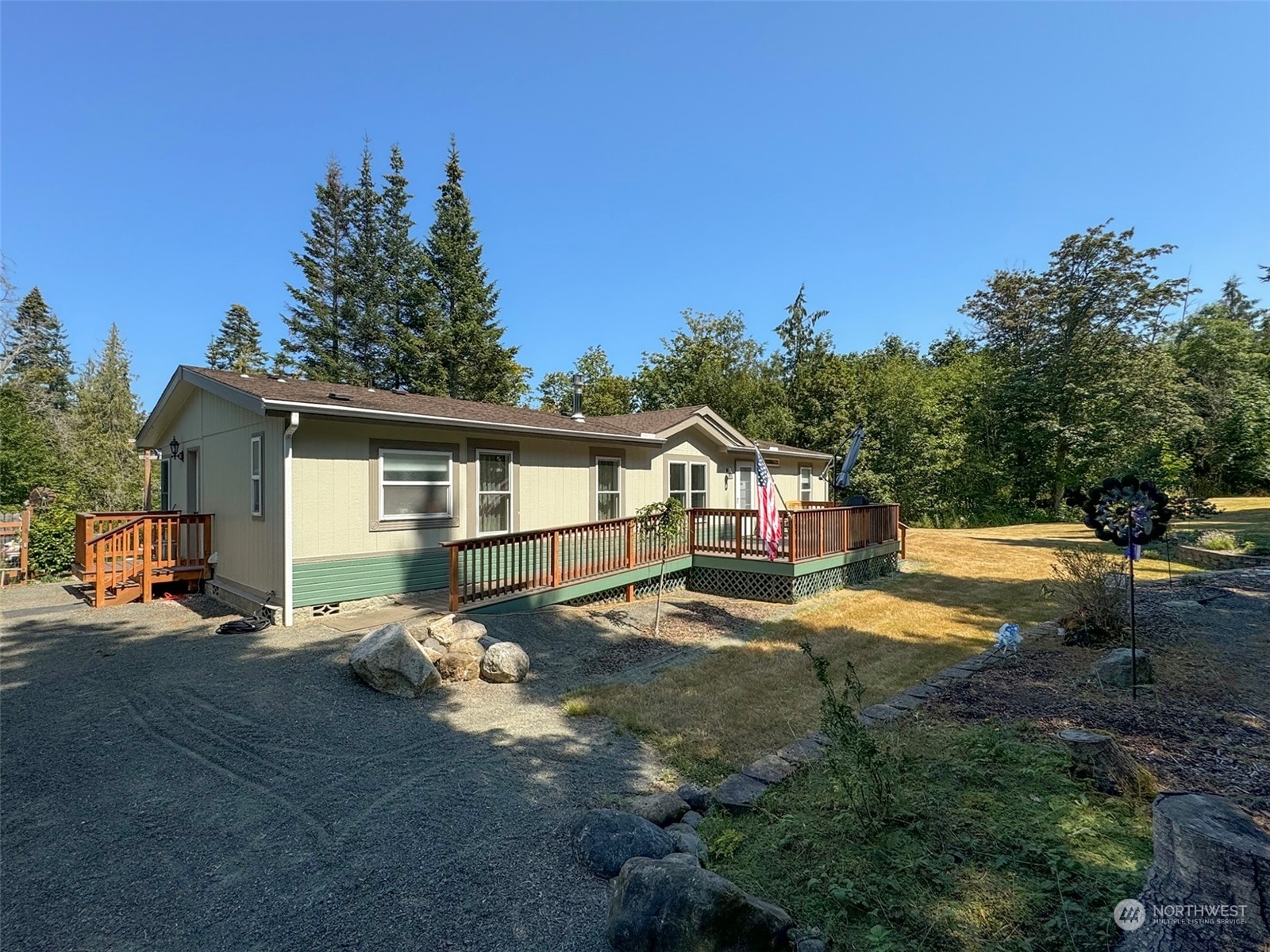 Property Photo:  747 Monroe Road  WA 98362 