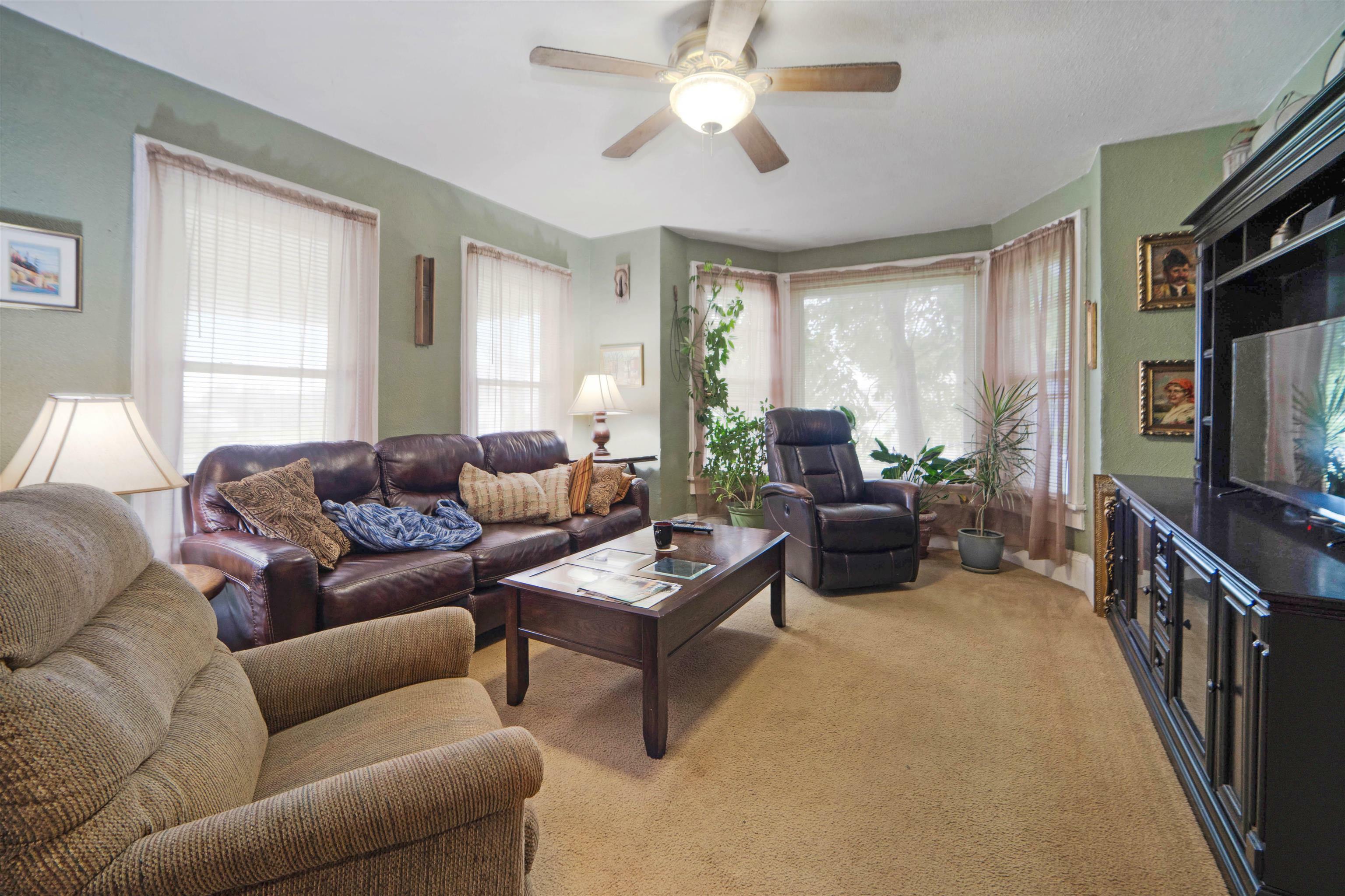 Property Photo:  314 Bond Street  WI 54956 