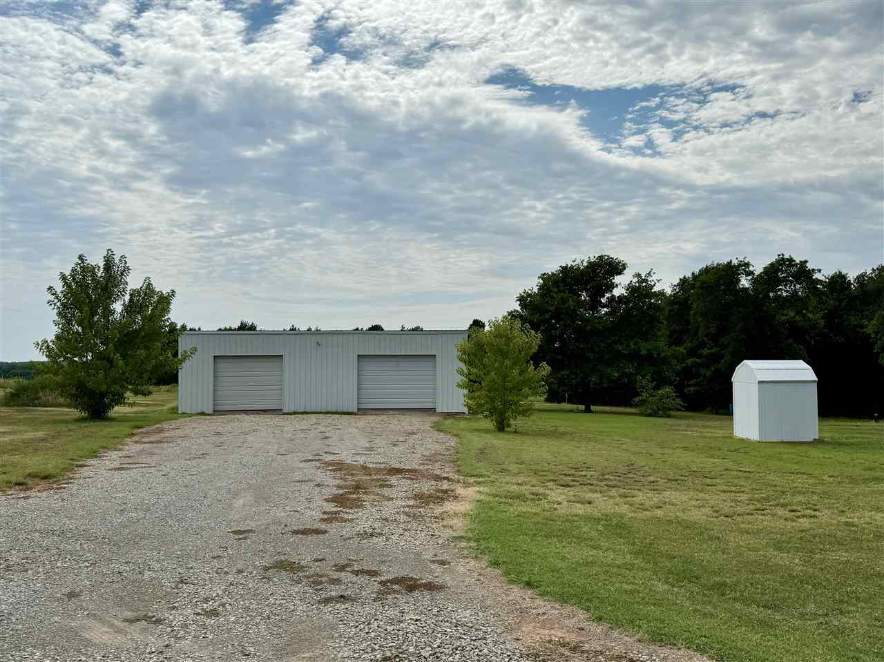 Property Photo:  790369 S Robinhood Lane  OK 74875 