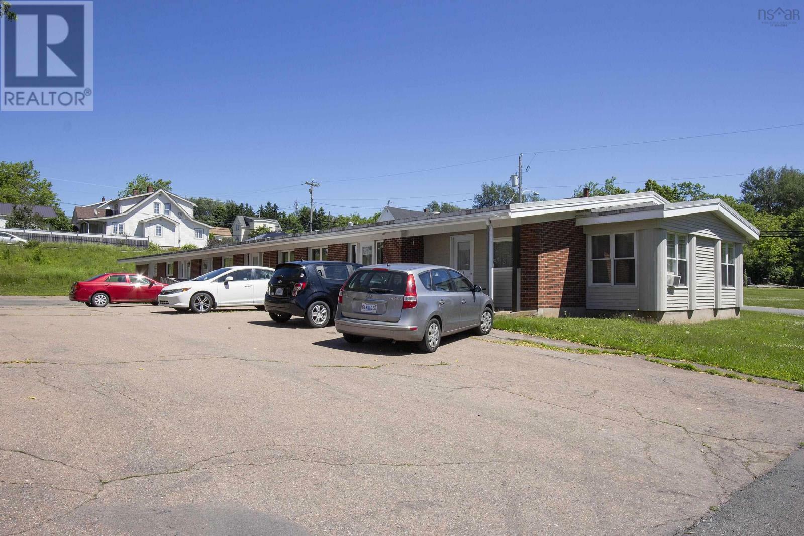 Property Photo:  10 Elm Street  NS B0M 1X0 