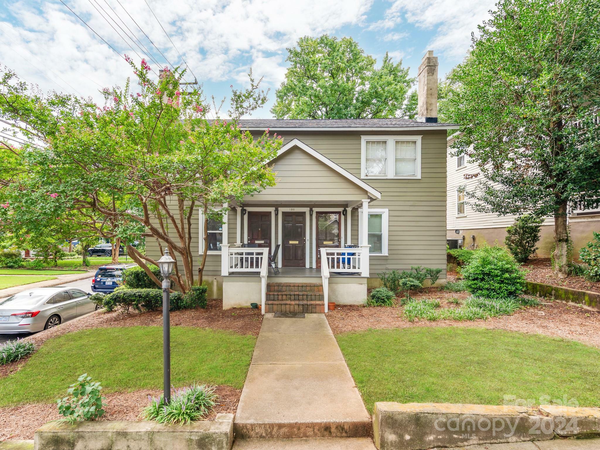 Property Photo:  1501 Cleveland Avenue B  NC 28203 