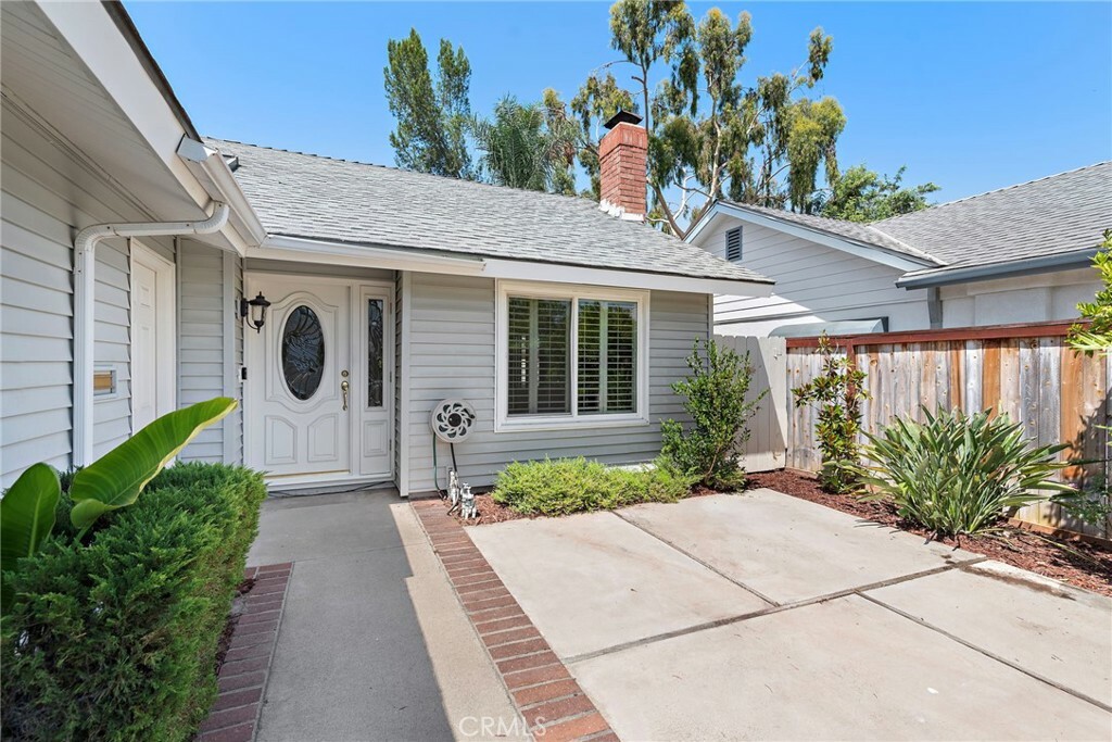 Property Photo:  23521 Lipari  CA 92653 