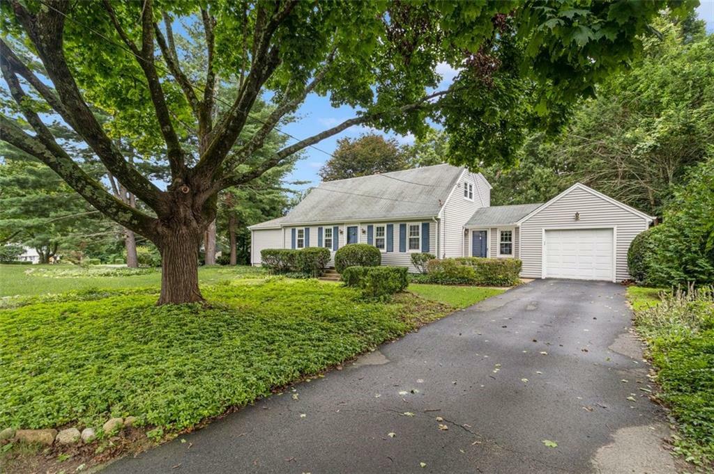 Property Photo:  16 Maplewood Drive  RI 02816 