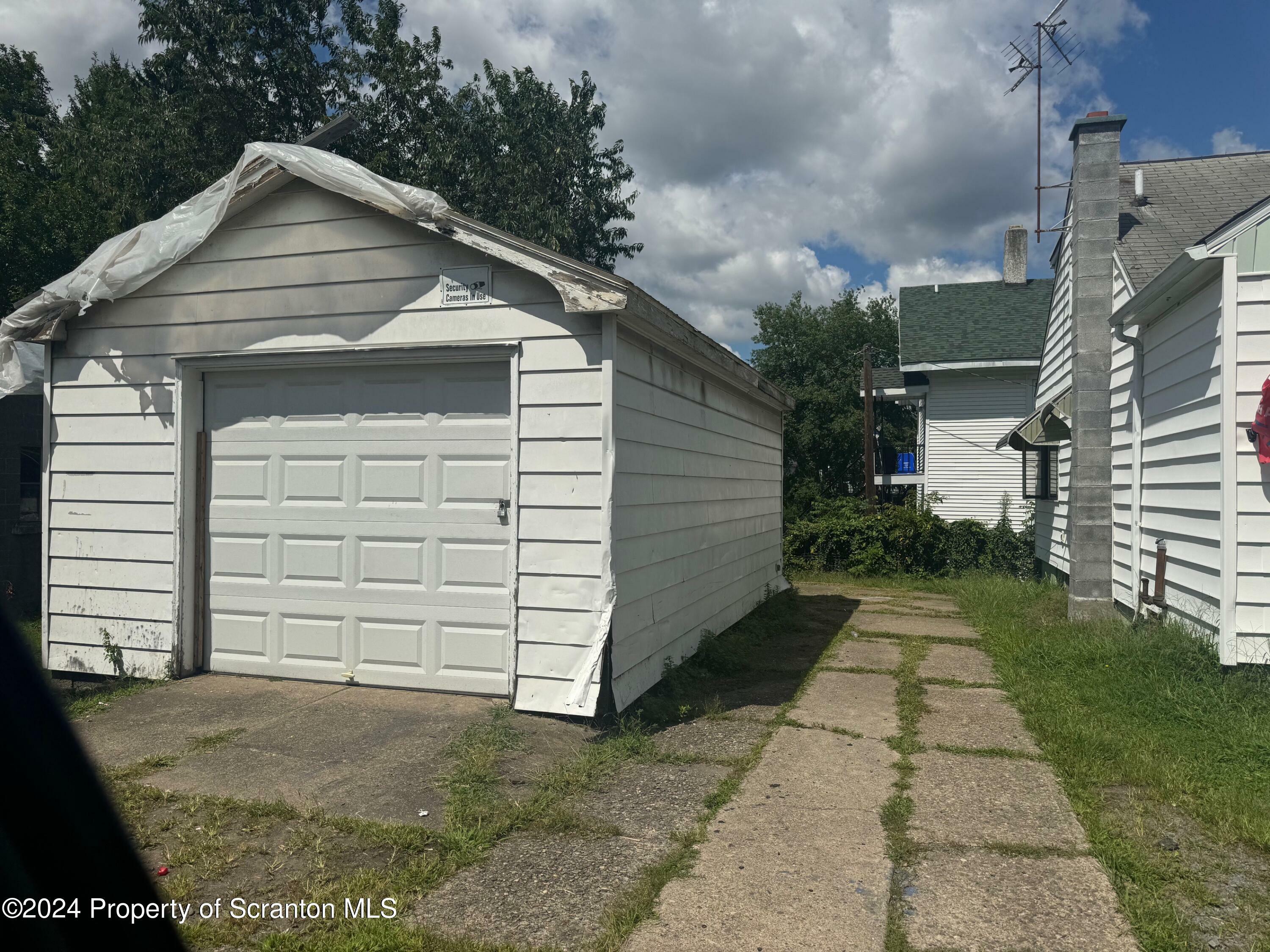 Property Photo:  1330 N Rear Washington Street  PA 18705 